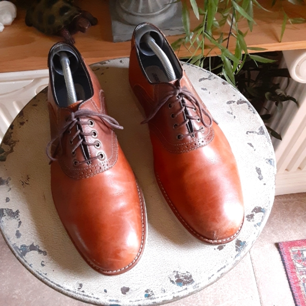Johnston and Murphy,  FLEX SYSTEM, SHEEPSKIN, Size 11 M, Brown & Tan Saddles